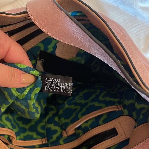 orYANY - Aquarius leather zipper tote -EUC - Picture 4 of 16